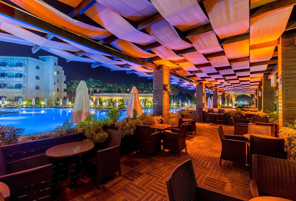 Vuni Palace Premium Kyrenia Hotel & Spa & Casino Beachfront Location ! Agios Nikolaos  外观 照片